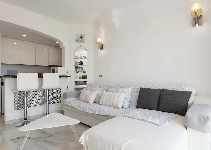 Altamira 38 - One Bed 아파트 아데제