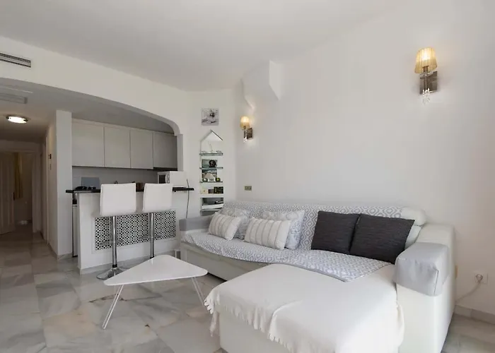 Altamira 38 - One Bed 아파트 *